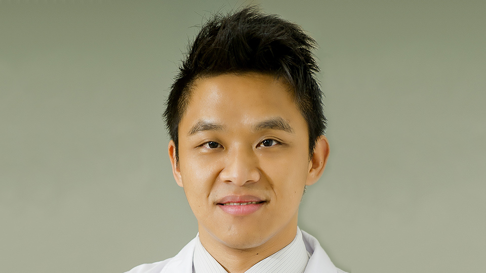 daniel fong headshot